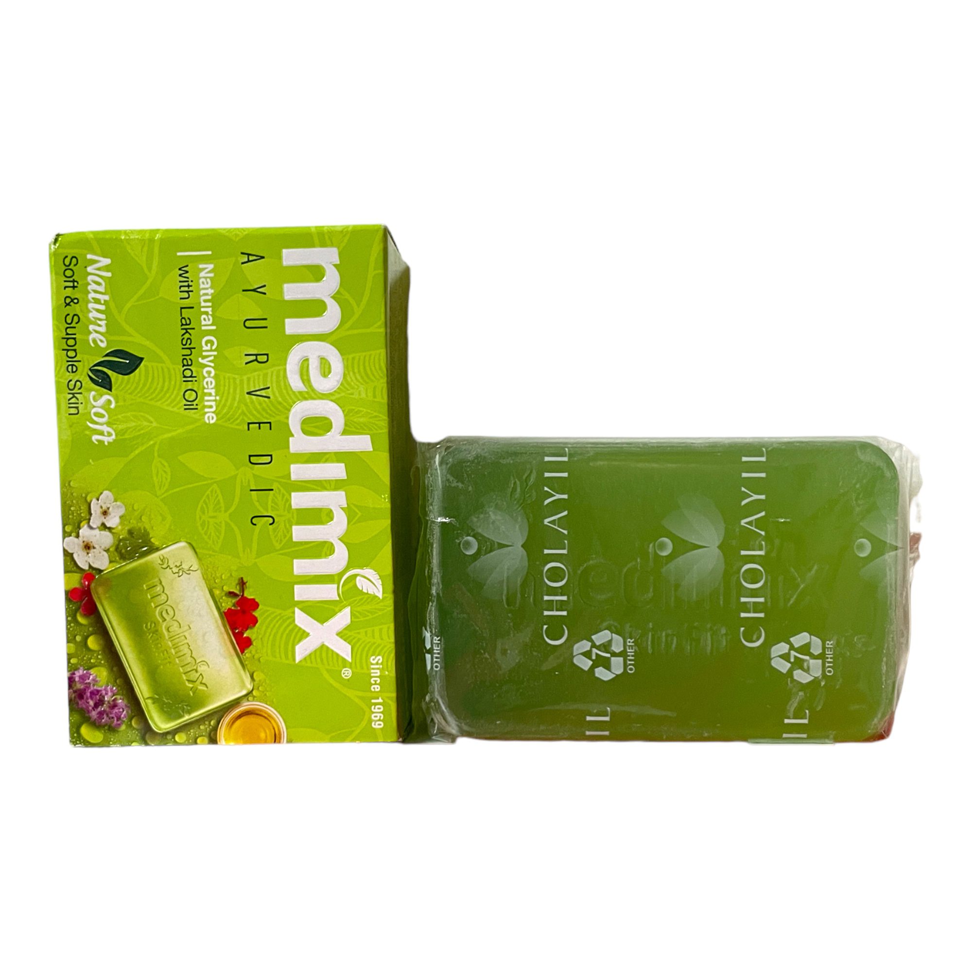 Medimix Ayurvedic Natural Glycerin soap with Lakshadi oil 125g - Image 2